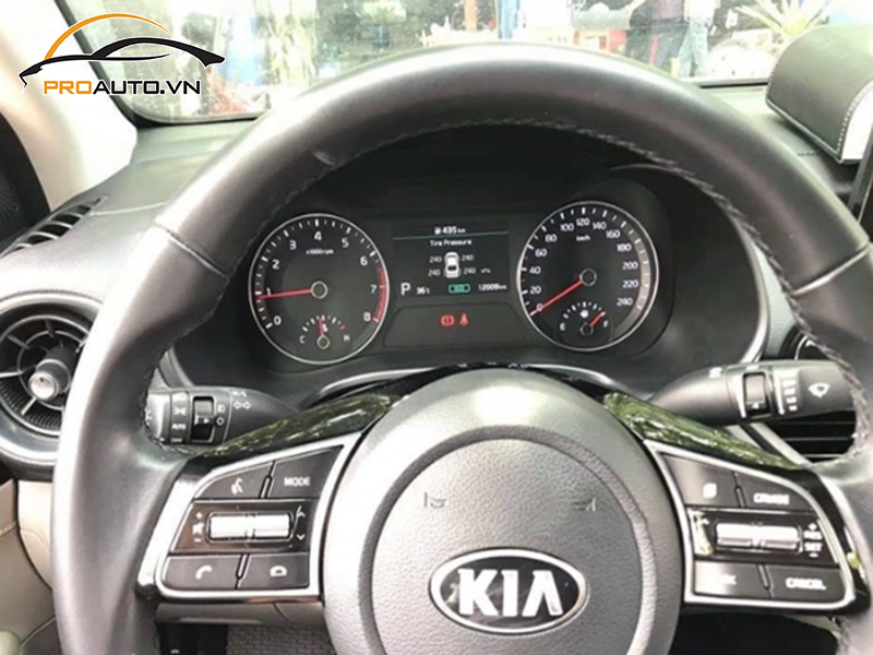 Lắp cảm biến áp suất lốp cho xe Kia Cerato