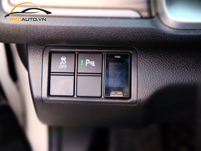 Lắp cảm biến áp suất lốp cho xe Honda Civic