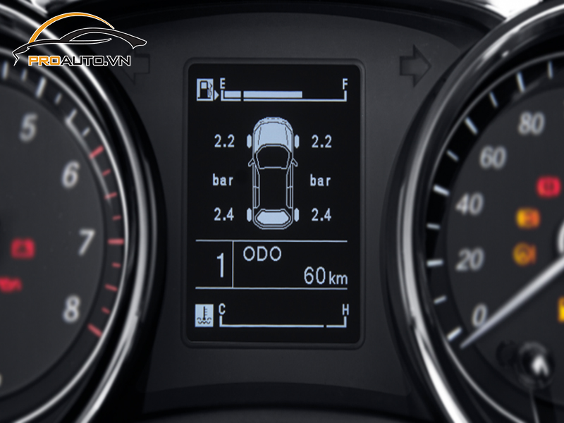 Lắp Cảm Biến Áp Suất Lốp Cho Xe Aston Martin DB11