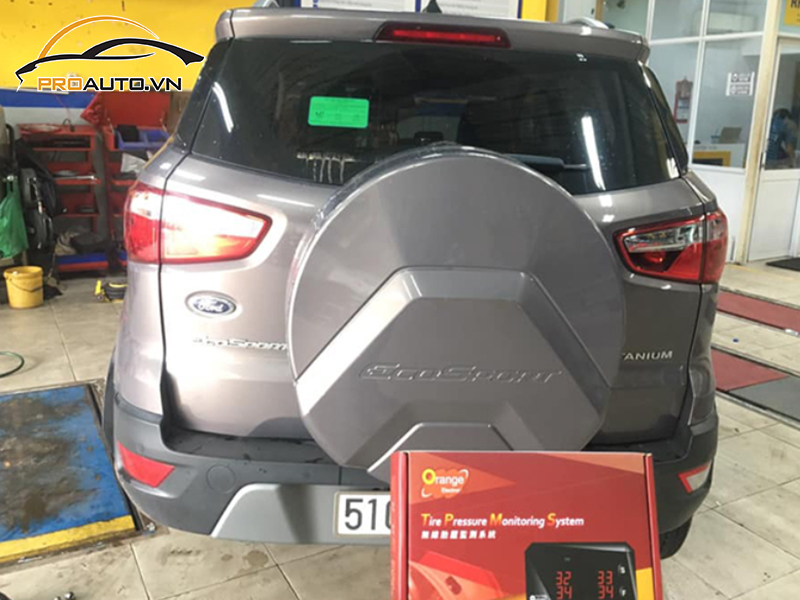 Lắp Cảm Biến Áp Suất Lốp Cho Xe Ford EcoSport
