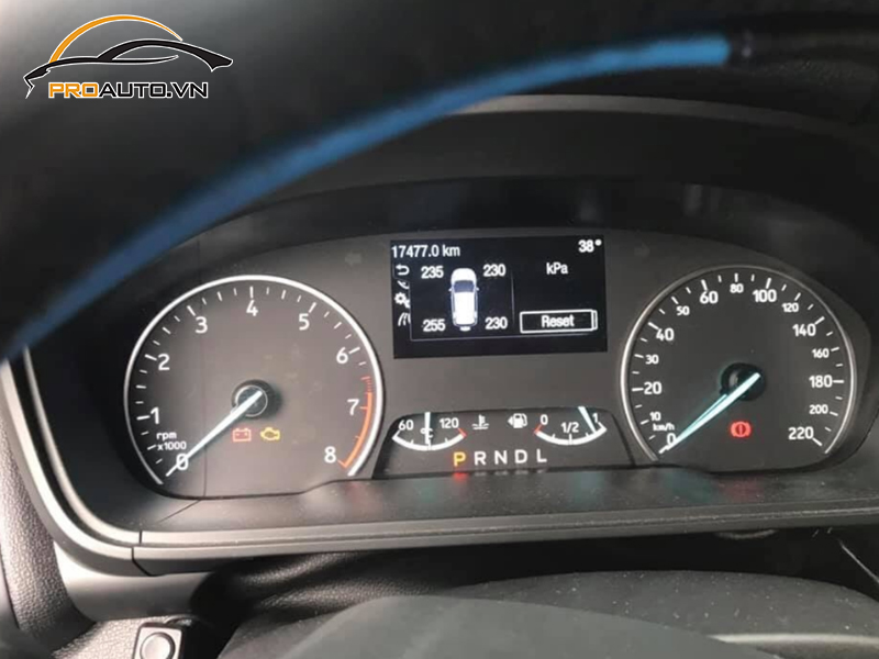 Lắp Cảm Biến Áp Suất Lốp Cho Xe Ford EcoSport