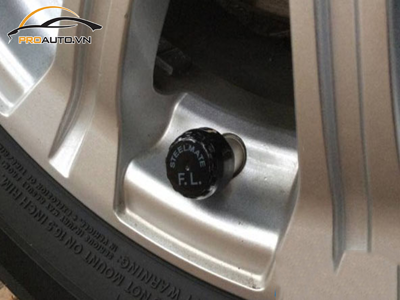 Lắp cảm biến áp suất lốp cho xe Hyundai Elantra