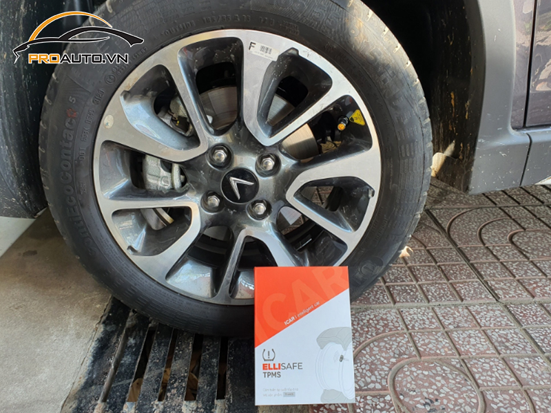 Lắp Cảm Biến Áp Suất Lốp Cho Xe VinFast Fadil