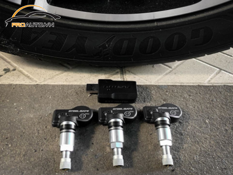 Lắp Cảm Biến Áp Suất Lốp Cho Xe Mercedes Benz GLC 200