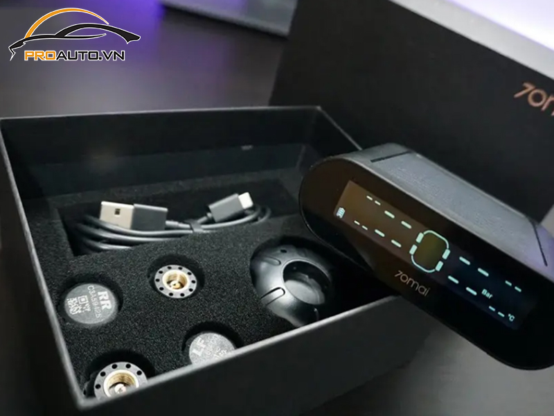 Lắp Cảm Biến Áp Suất Lốp Cho Xe Mercedes Benz GLC 300