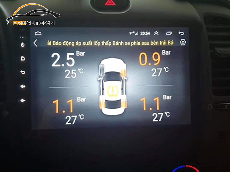 Lắp cảm biến áp suất lốp cho xe Toyota Innova