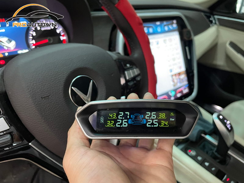 Lắp Cảm Biến Áp Suất Lốp Cho Xe VinFast Lux SA2.0