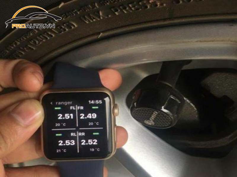 Lắp Cảm Biến Áp Suất Lốp Cho Xe Mercedes Benz Maybach