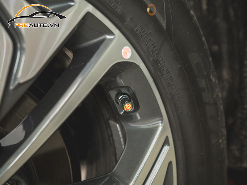 Lắp Cảm Biến Áp Suất Lốp Cho Xe Subaru Outback