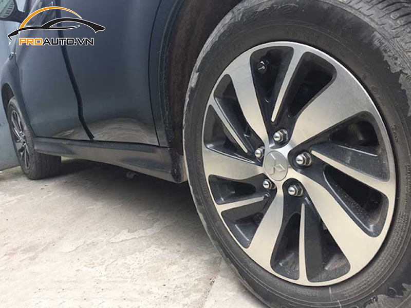 Lắp Cảm Biến Áp Suất Lốp Cho Xe Mitsubishi Outlander Sport