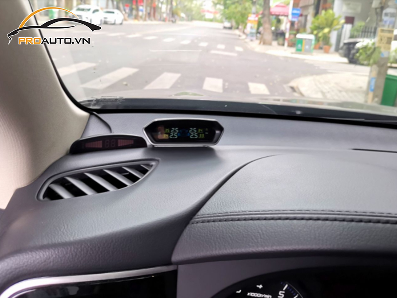 Lắp Cảm Biến Áp Suất Lốp Cho Xe Mitsubishi Outlander Sport