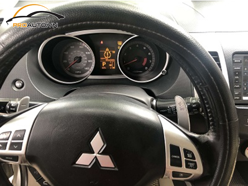 Lắp Cảm Biến Áp Suất Lốp Cho Xe Mitsubishi Pajero Sport