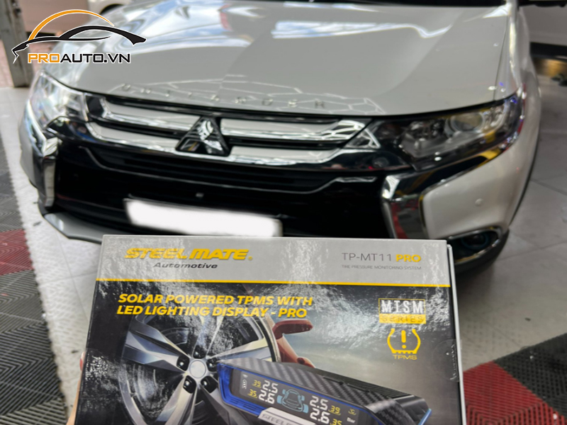 Lắp Cảm Biến Áp Suất Lốp Cho Xe Mitsubishi Pajero Sport