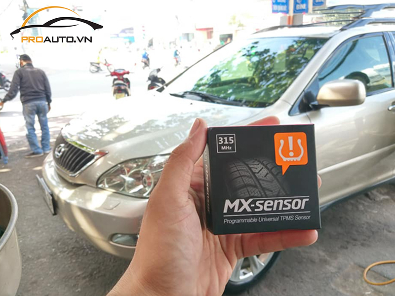 Lắp Cảm Biến Áp Suất Lốp Cho Xe Lexus RX 350