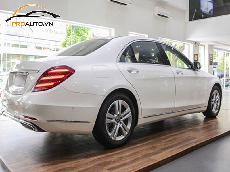Lắp Cảm Biến Áp Suất Lốp Cho Xe Mercedes Benz S-Class-Long