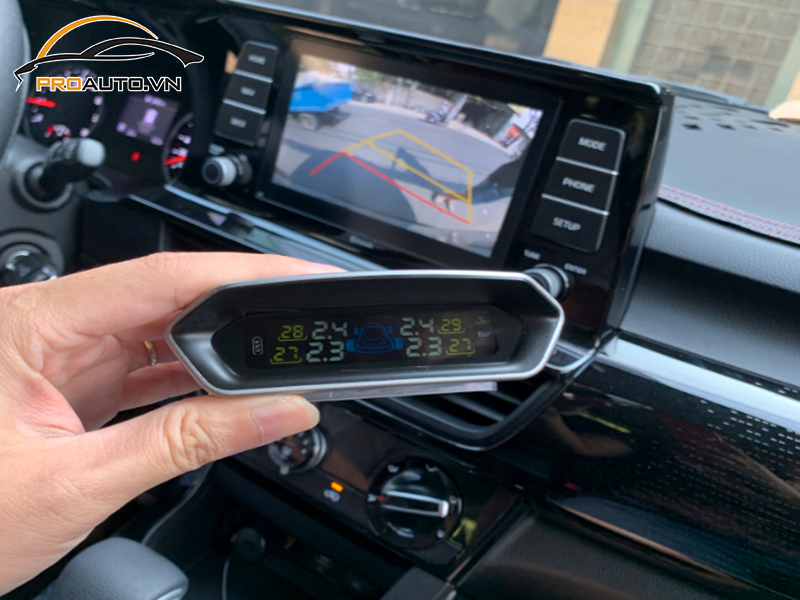 Lắp Cảm Biến Áp Suất Lốp Cho Xe Kia Seltos