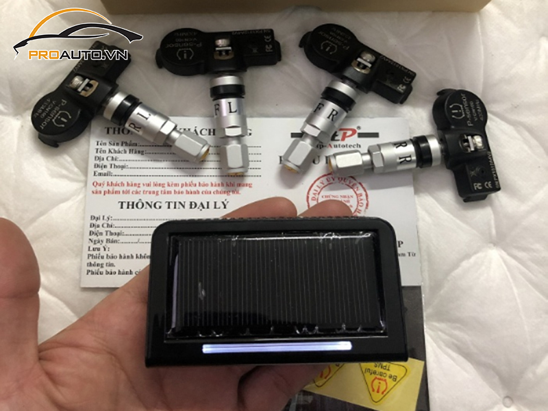 Lắp cảm biến áp suất lốp cho xe Hyundai Sonata