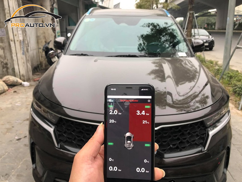 Lắp Cảm Biến Áp Suất Lốp Cho Xe Kia Sorento