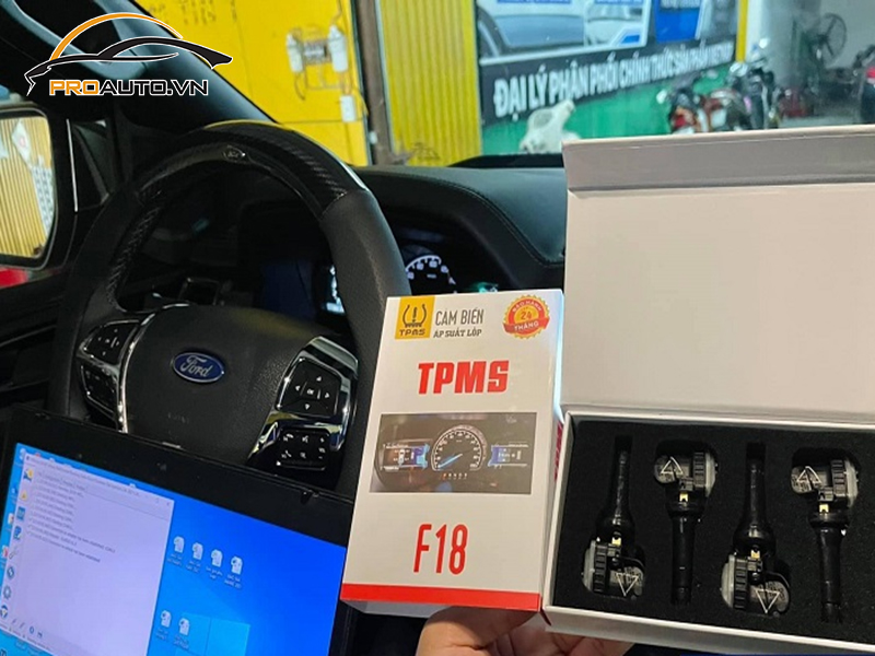 Lắp Cảm Biến Áp Suất Lốp Cho Xe Ford Tourneo