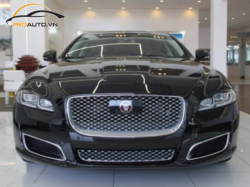 Lắp Cảm Biến Áp Suất Lốp Cho Xe Jaguar XJ