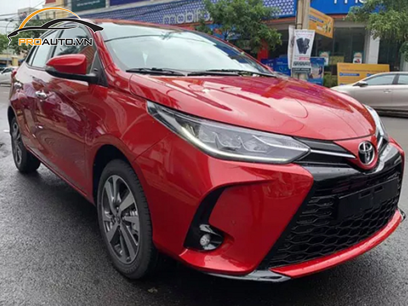Lắp cảm biến áp suất lốp cho xe Toyota Yaris