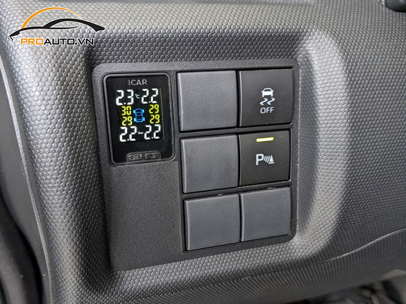 Lắp cảm biến áp suất lốp cho xe Toyota Yaris