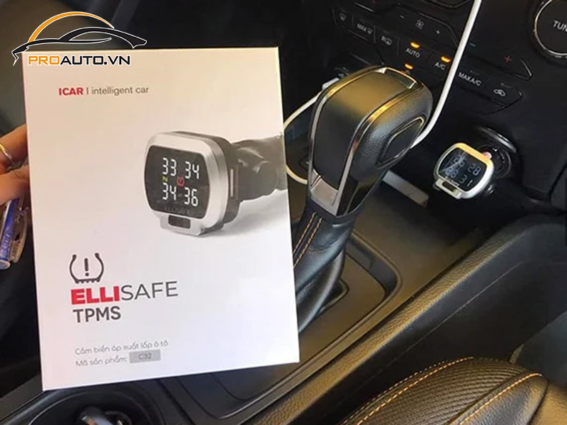 Lắp cảm biến áp suất lốp cho xe Toyota Yaris