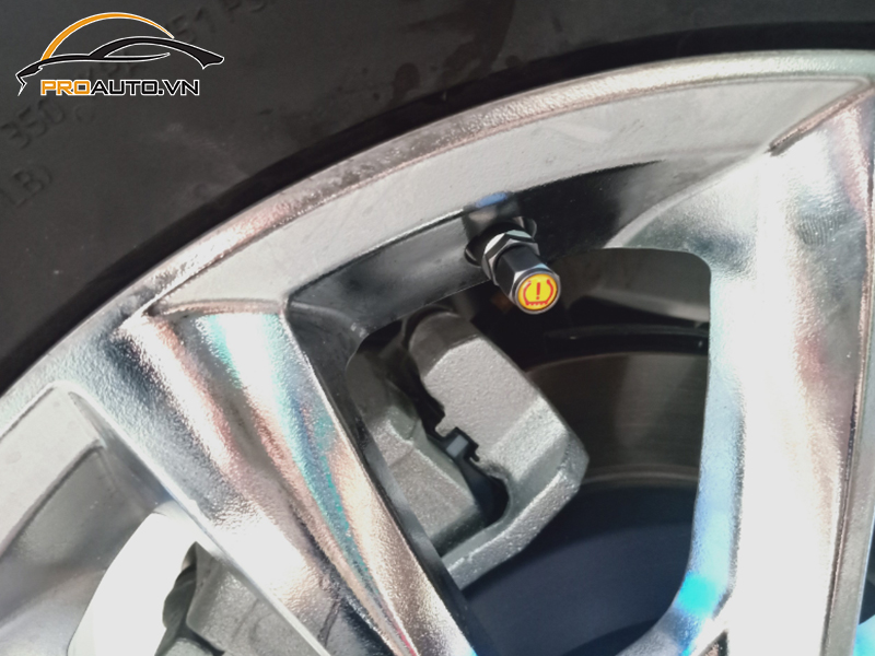 Lắp Cảm Biến Áp Suất Lốp Cho Xe Kia Sedona