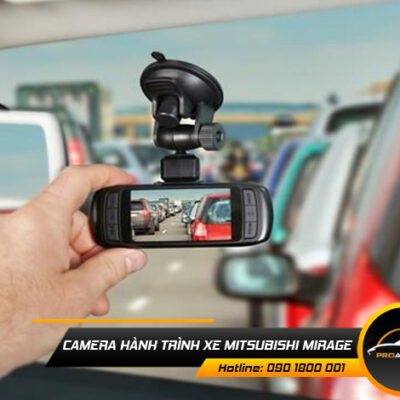 camera hanh trinh xe mitsubishi Mirage 1