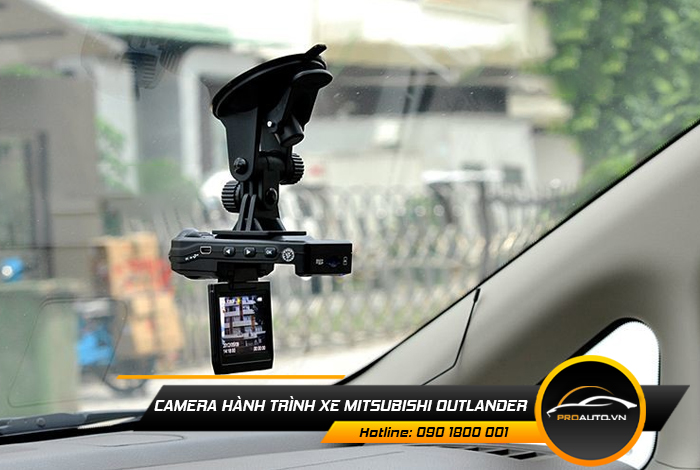 camera hanh trinh xe mitsubishi outlander