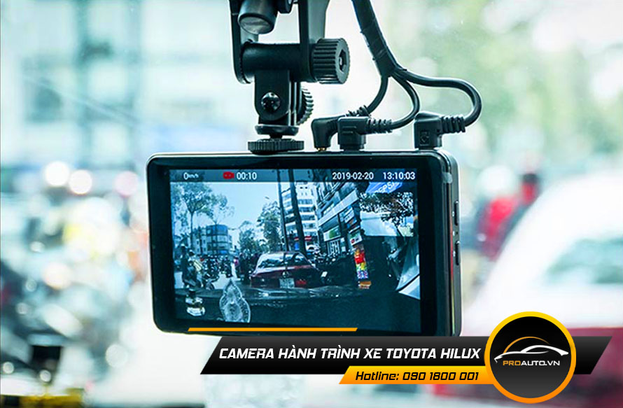 Camera hành trình xe Toyota Hilux