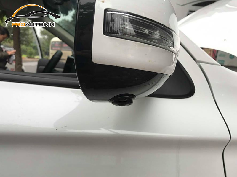 Camera Cập Lề Xe Mitsubishi Outlander