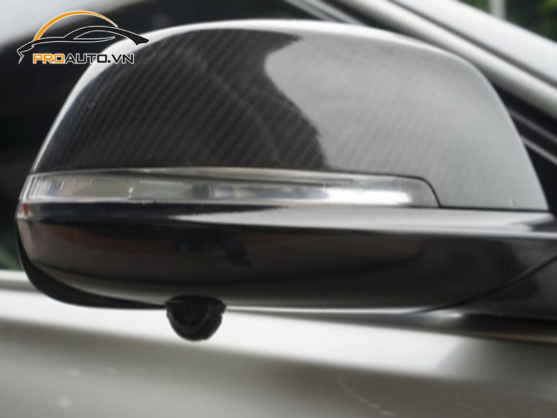 Camera Cập Lề Xe Ford Tourneo