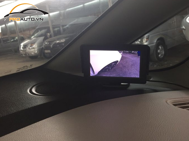 Camera Cập Lề Xe Ford Transit