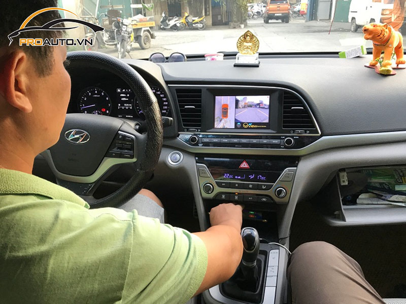 Camera hành trình ô tô xe Huyndai Elantra
