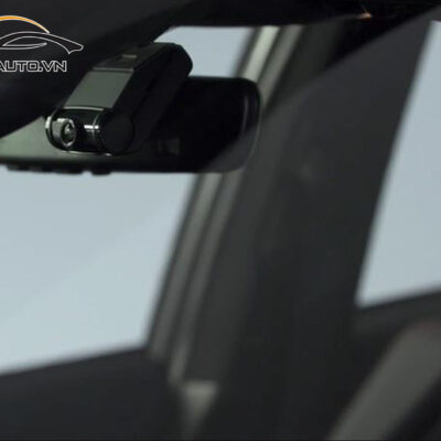 camera hanh trinh xe toyota Granvia 8 1