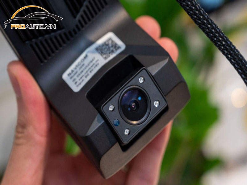 Camera hành trình ô tô xe Toyota Hiace 