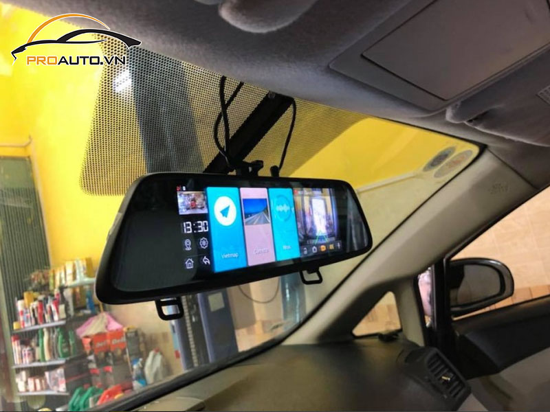 Camera hành trình ô tô xe Toyota Hiace 