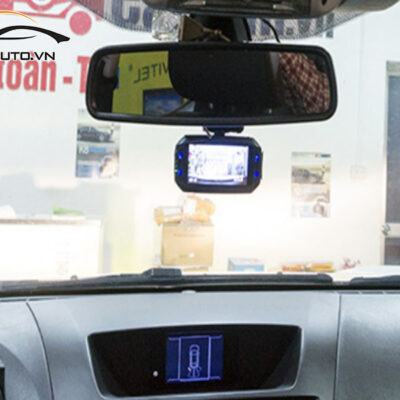 camera hanh trinh xe toyota Hiace 6 1