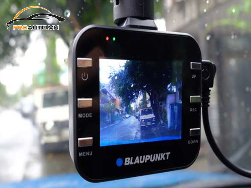 Camera hành trình ô tô xe Toyota Innova