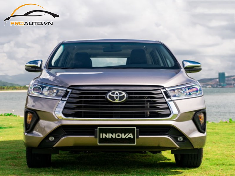 Camera Cập Lề Xe Toyota Innova