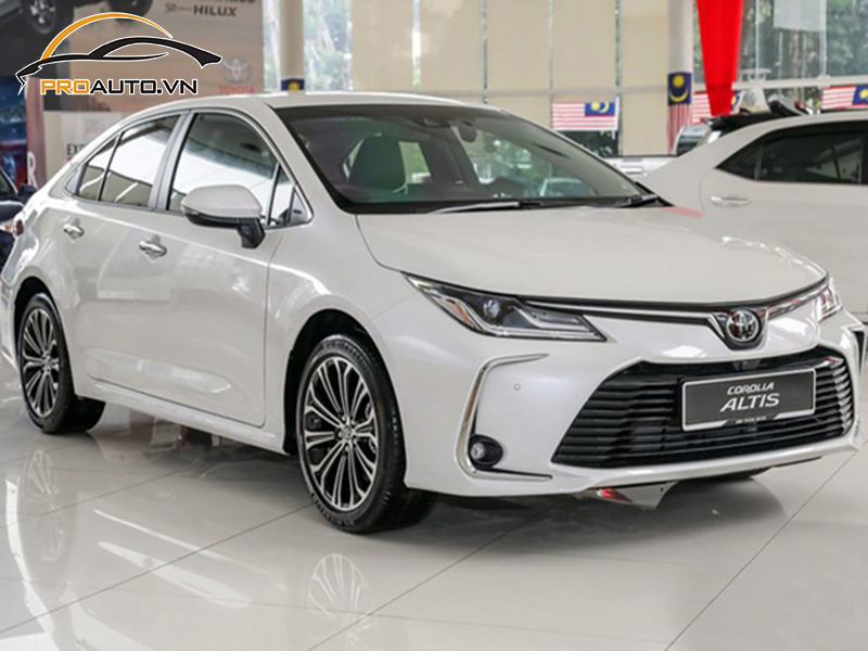 Camera lùi xe Toyota Altis