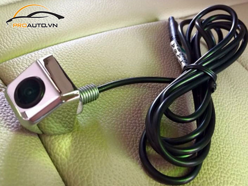 Camera lùi xe Toyota Fortuner