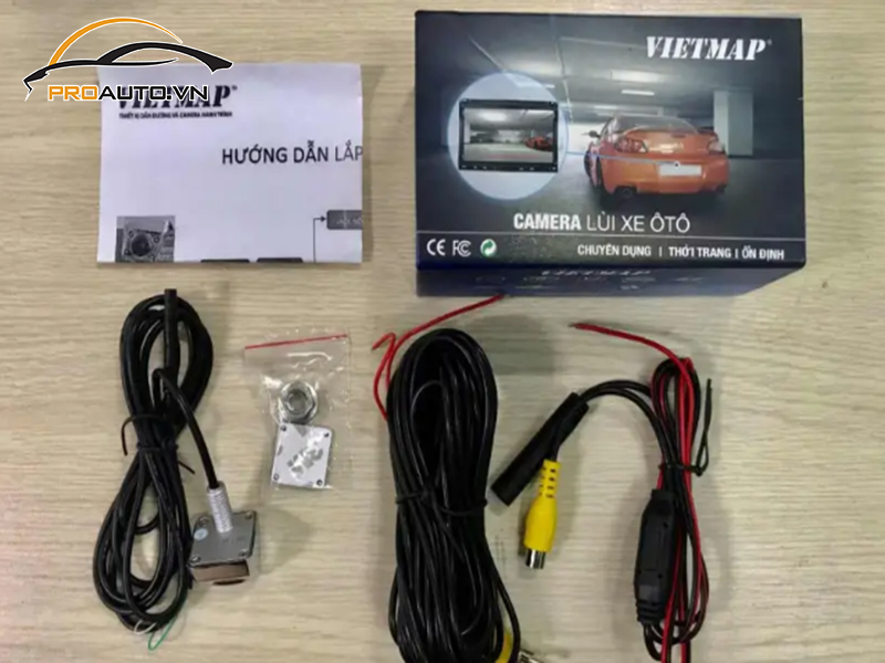 Camera lùi xe Toyota Granvia