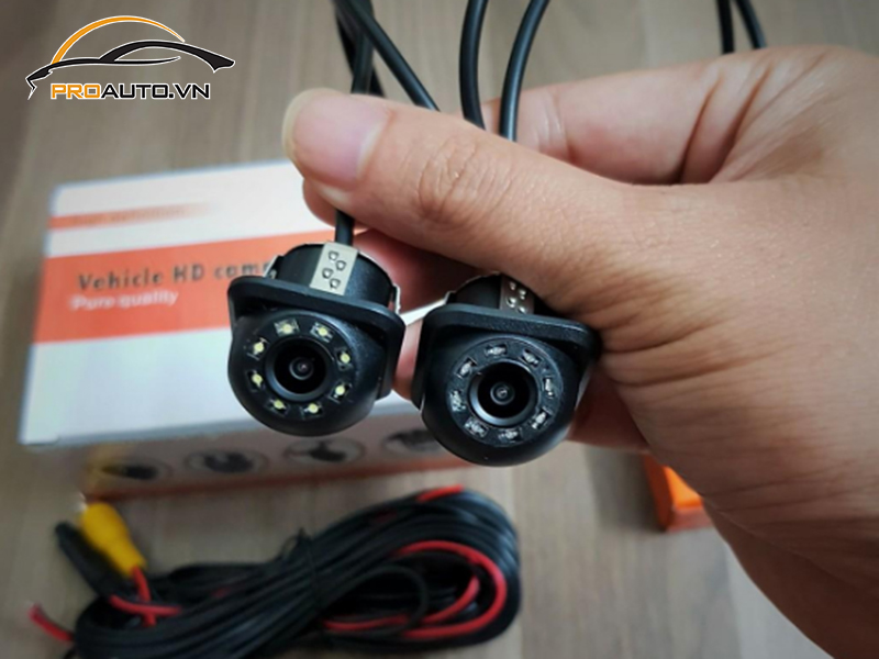 Camera Lùi Xe Vinfast LUX SA2.0 - Ảnh 3