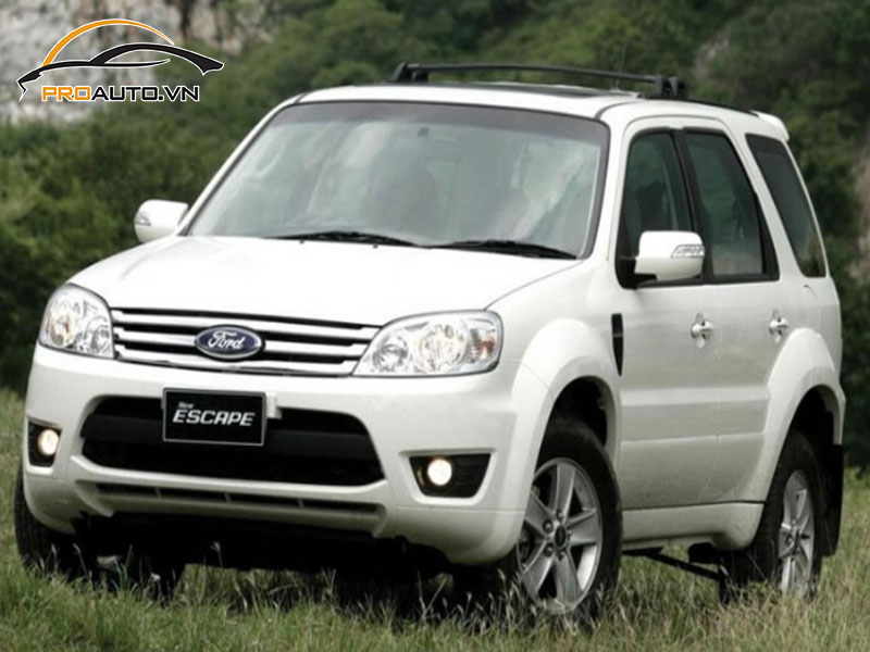 Camera lùi xe Ford Escape 