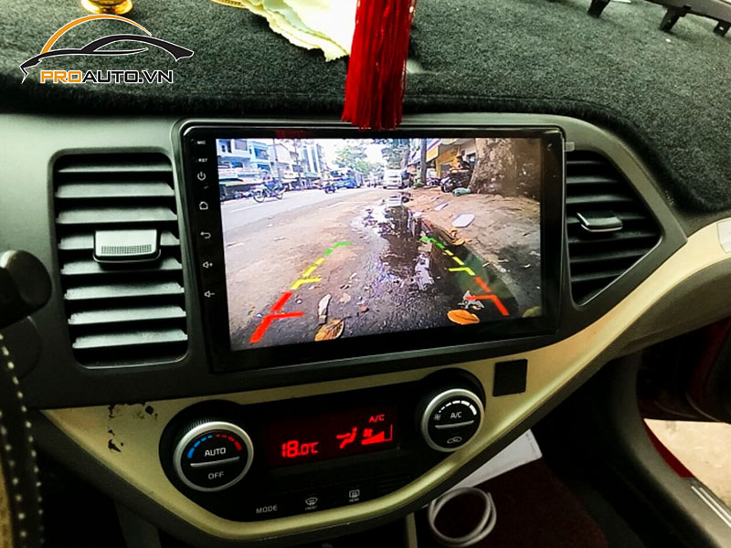 Camera lùi xe Hyundai Accent