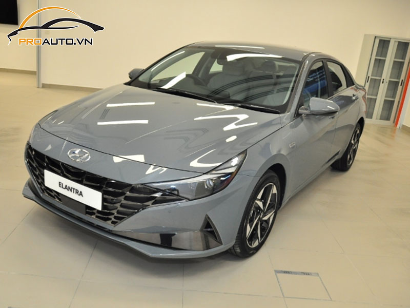 Camera lùi xe Hyundai Elantra