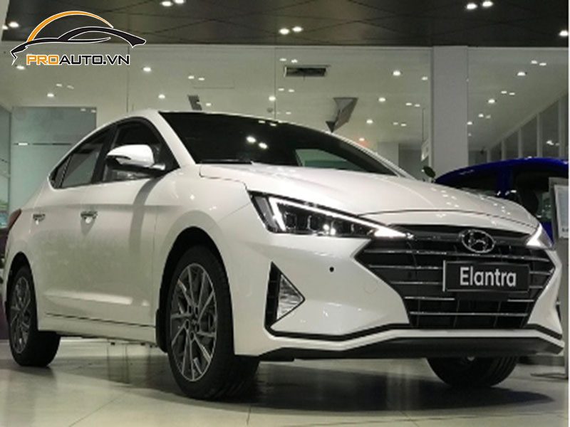 Camera Lùi Xe Hyundai Elantra