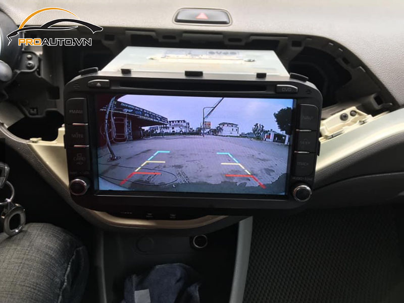 Camera lùi xe Hyundai Genesis